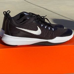 Nike Legend Trainer (Black/Metallic White-Silver)